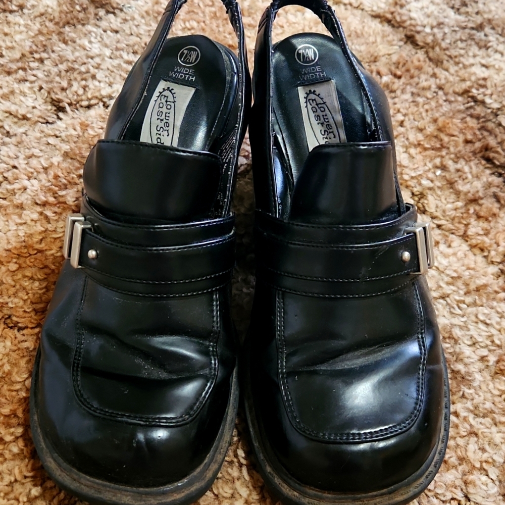 LOWER EAST SIDE Black Wedges